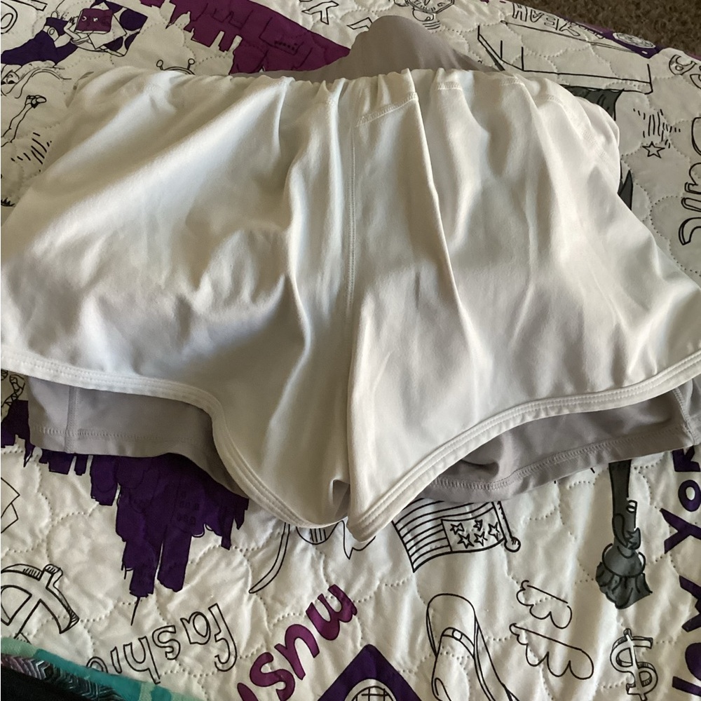Fabletics shorts - Picture 2 of 4